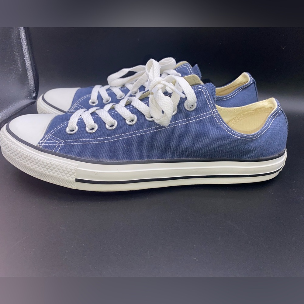 Blue Chuck Taylor All star Low top M 9.5 W 11.5